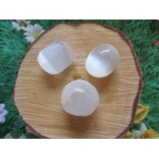 Selenite Tumblestones 20-30mm