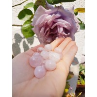 Rose Quartz sphere 10-15mm